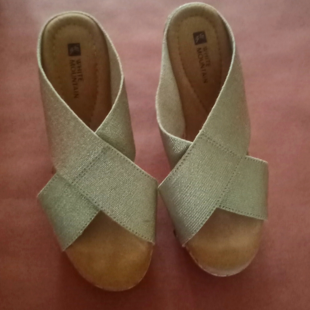 White Mountain Banner Sandals